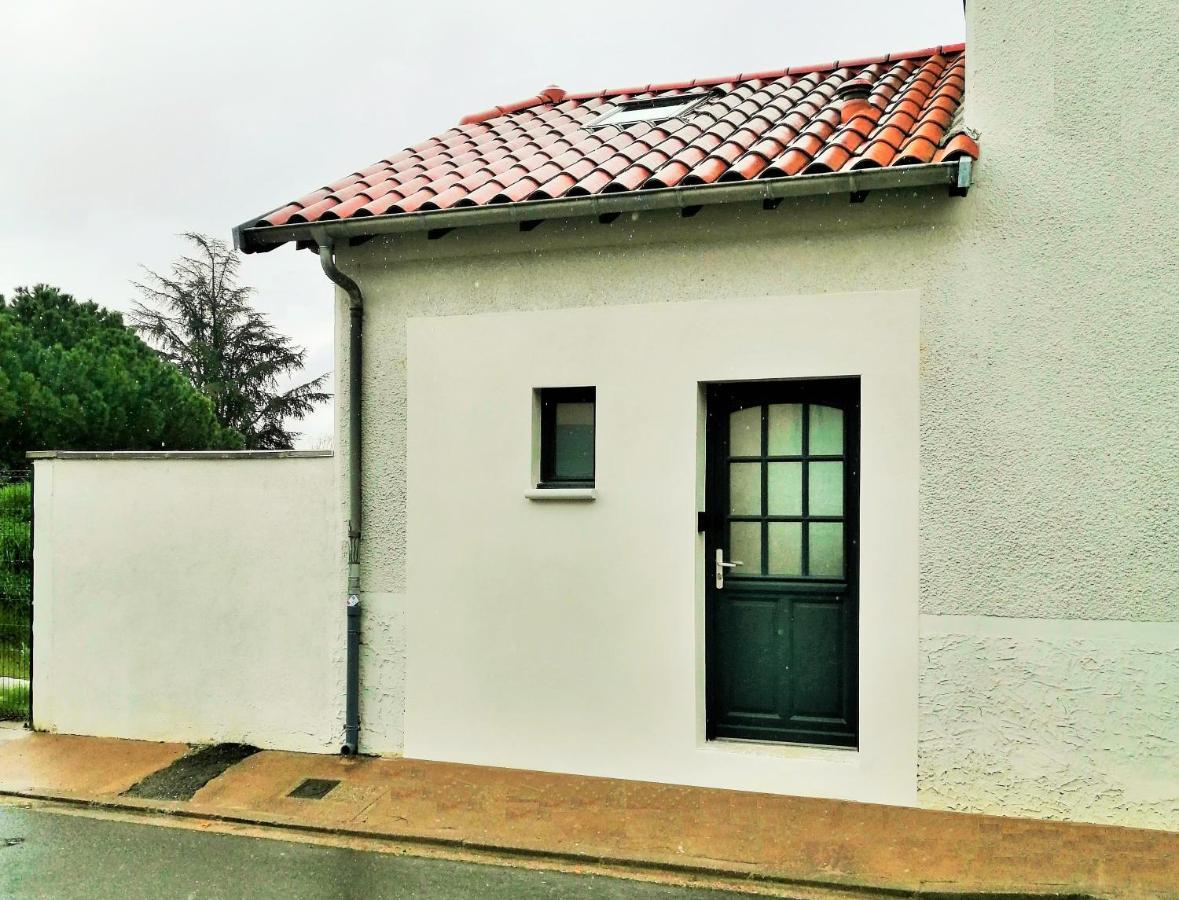 Maison "Le Figuier" Trevoux Climatisee Exterior photo